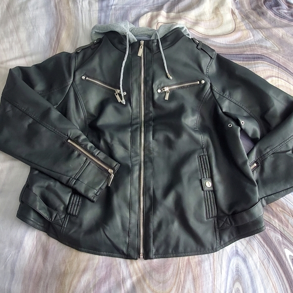 NWOT JouJou Black Pleather Moto Jacket with Removable Hood - Picture 2 of 14